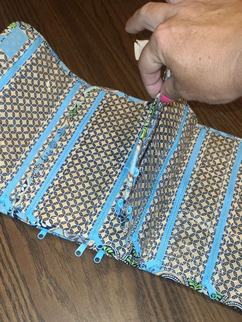 Vintage Vera Bradley Bali Blue Retired  Jewelry Book